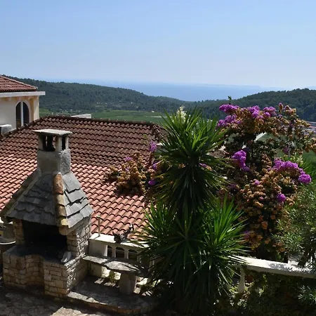 Viola Villa *