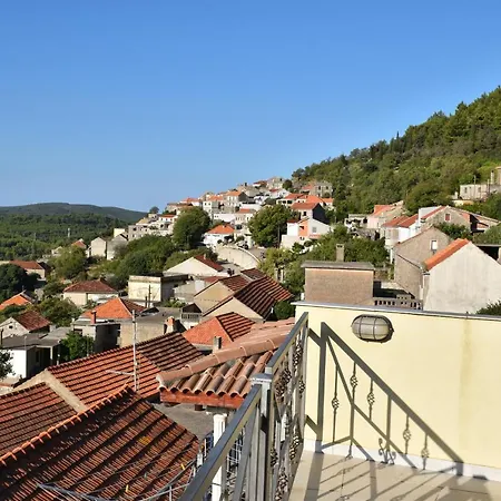 Viola Villa *